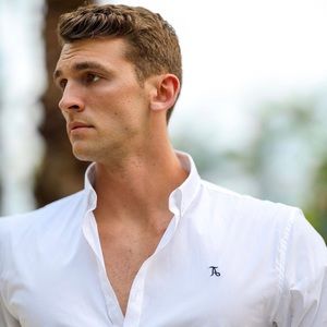 Tailored Athlete Button Down Long Sleeve